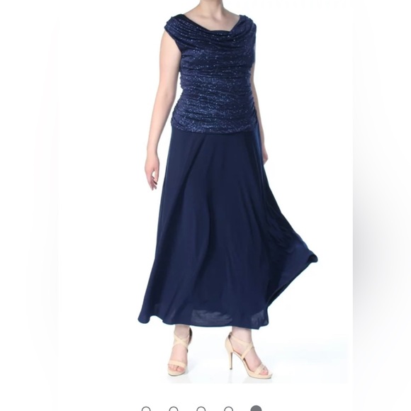R&M RICHARDS Women’s Navy Ruched Glitter Gown Sleeveless Evening Dress Plus 22W. - Picture 4 of 5